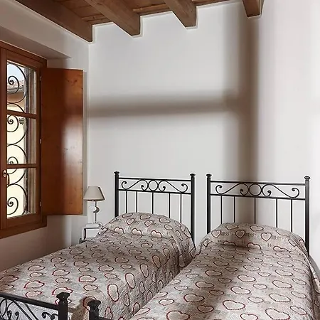 Altido Provencal House Como